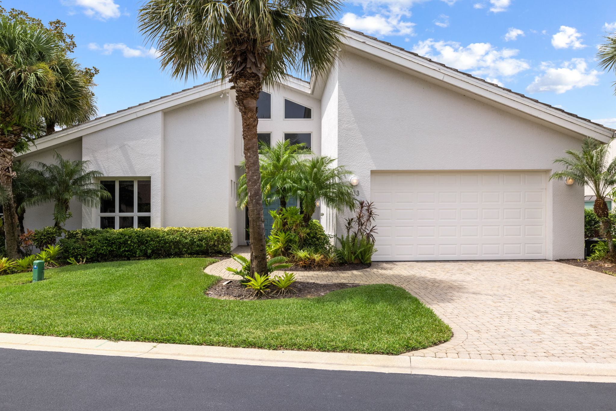 Listing# 102 Property Photo