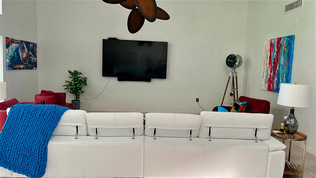 Listing# 4 Property Photo